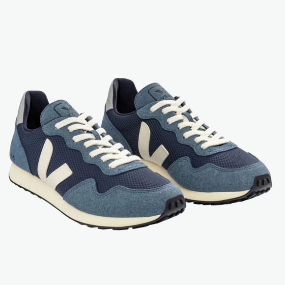 Veja Navy and Cream Women's Sneakers - Picture 12 of 12